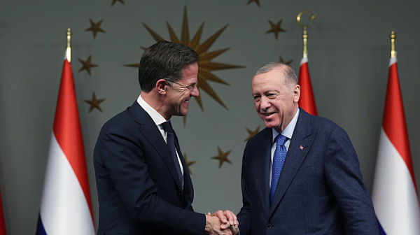 Ердоган се срещна с Марк Рюте, говорят и за избора на нов шеф на НАТО