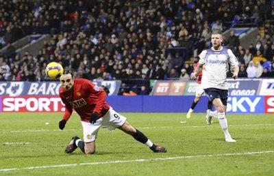 2berbo-bolton-manutd-the-goal.jpg