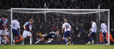 westham-manutd-giggs-goal.jpg westham-manutd-giggs-goal.jpg