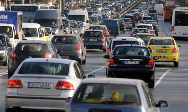Българите имат склонност да застраховат най често автомобилите си Основно перо е