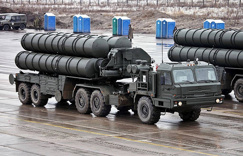 Русия и Турция сключиха сделка за доставка на зенитно ракетни системи