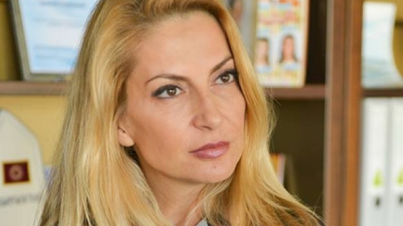 Радиоводещата Ива Дойчинова публикува мнението си за шесторното убийство издирването