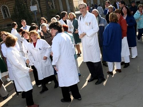 Мнозинството от лекарите в България са над 55 години Това
