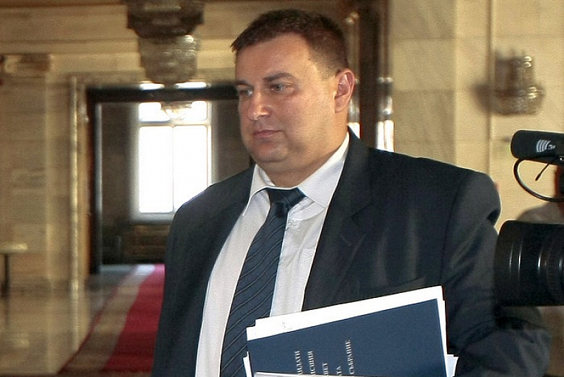 В началото на август 2018 г евродепутатът Емил Радев ГЕРБ ЕНП