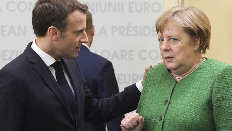 Френският президент Еманюел Макрон и германският канцлер Ангела Меркел не