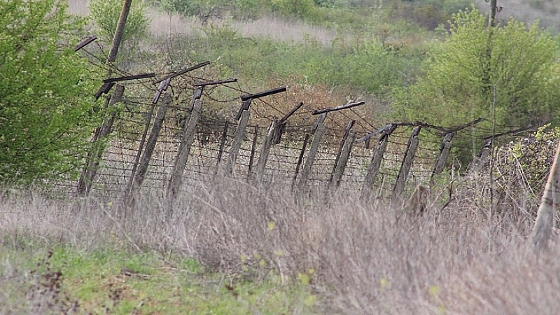 Започна изграждането на ограда по сухопътната граница с Румъния Това