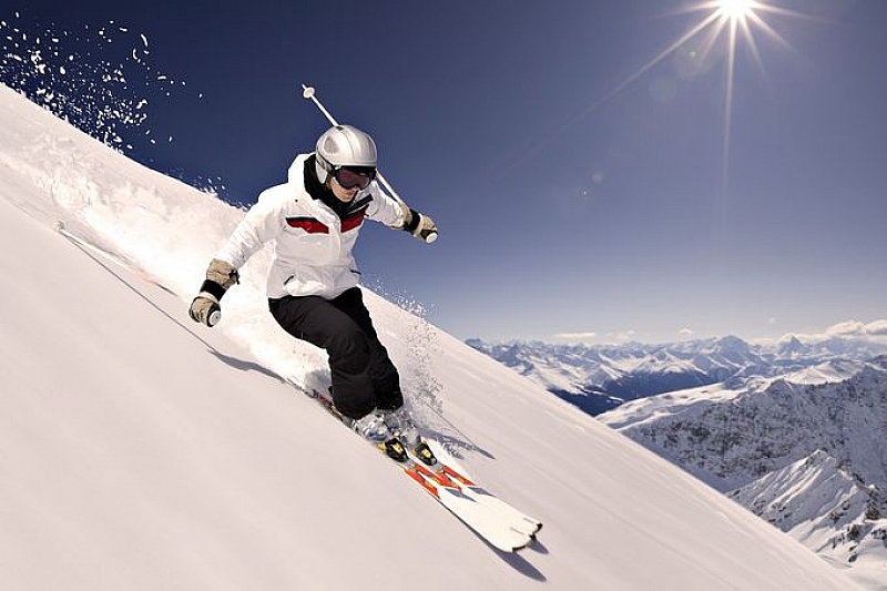 Липсата на регламентация за каране на ски извън пистите е
