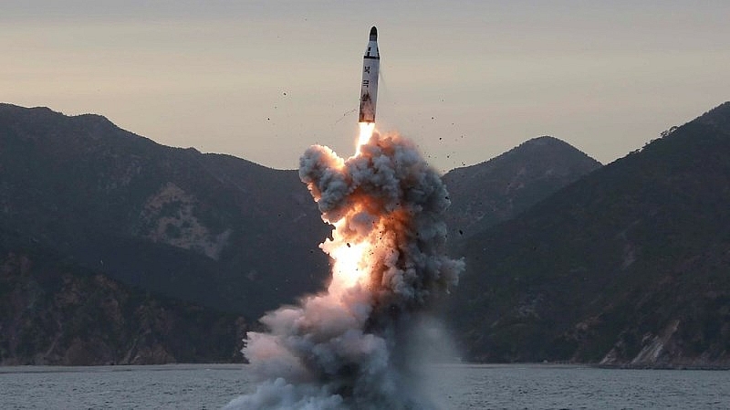 Пореден опит на Северна Корея с балистична ракета. Тя е