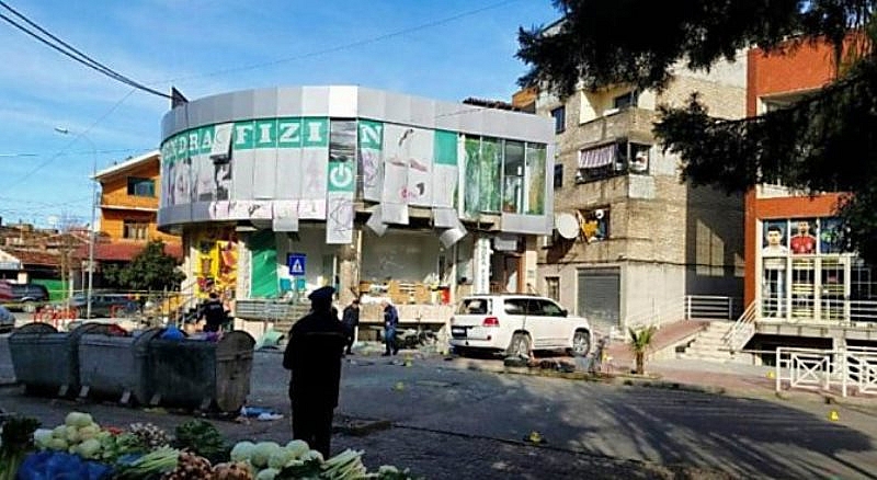 Седем души са ранени при взрив в албанския град Шкодра