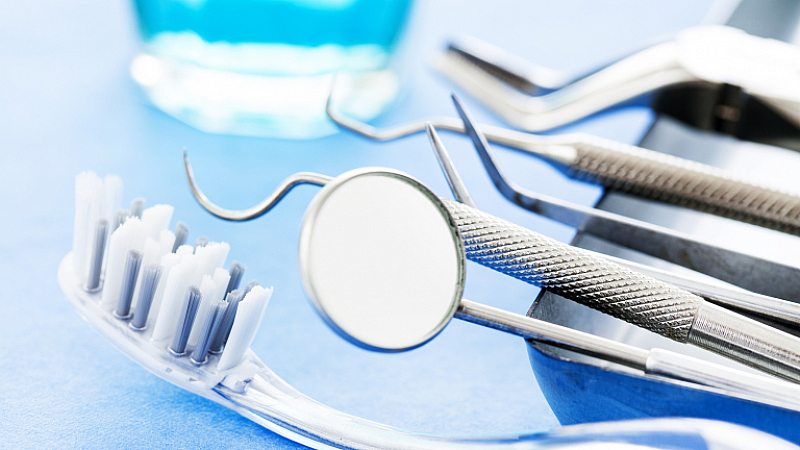 Нови правила за работата на зъболекарите могат да оставят хиляди