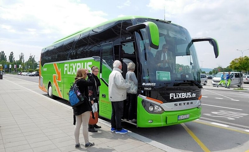Европейскатакомпания за транспортни услуги FlixBusсвързва България с широката европейска автобусна