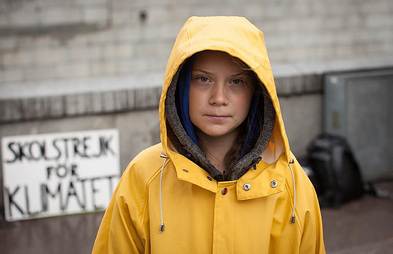 Върху 16-годишната шведска екоактивистка Грета Тунберг, която се изказа на