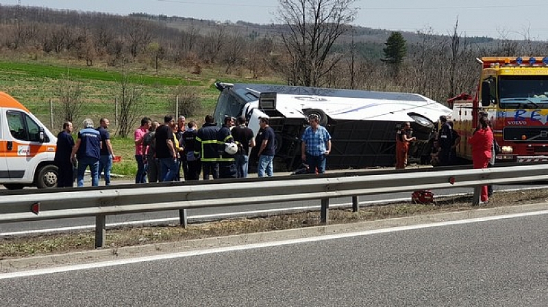 Тежка катастрофа на автобус на магистрала Тракия Над 20 са