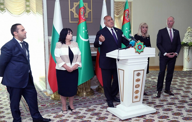 В туркменистанския курорт Аваза“ бяха подписани двустранни документи за сътрудничество