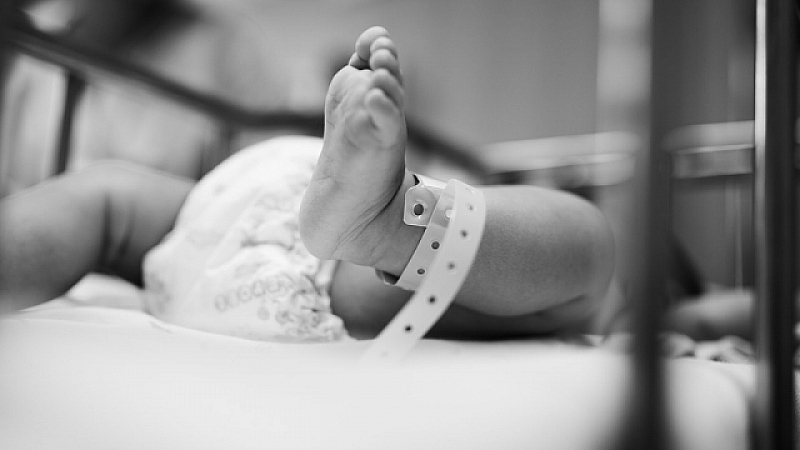 Липсата на неонатолог наложи временно спиране на прием на родилки