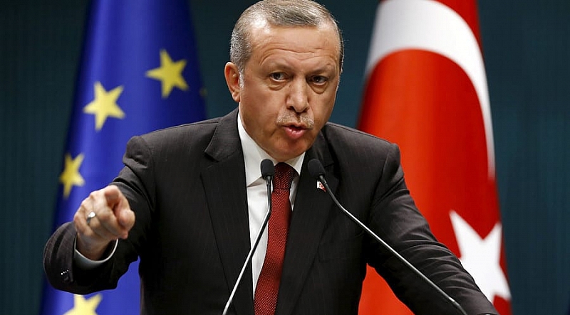 Турция официално забрани на кораби от Крим да акостират в