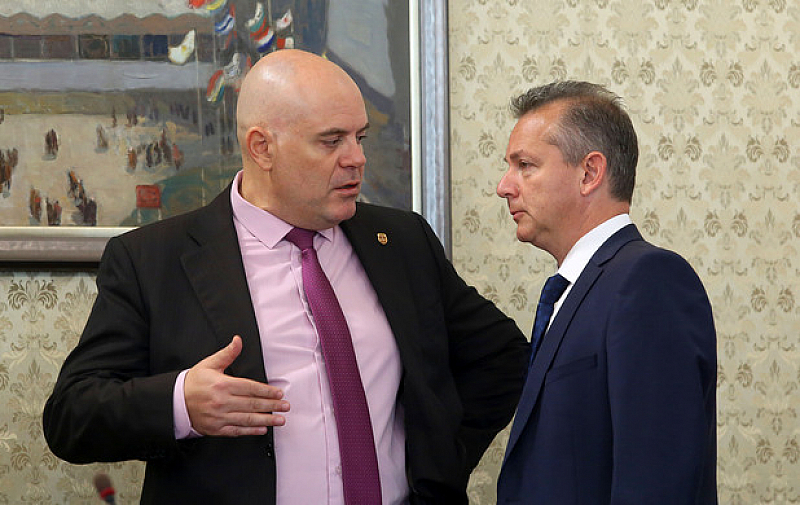 Ръководството на ДАНС подкрепи кандидатурата Иван Гешев за главен прокурор.