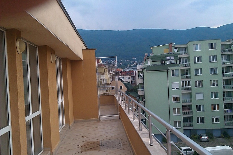 Силното лято за имотния пазар в София преля в активна