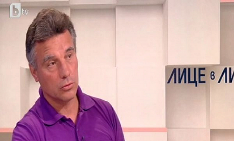 Българският парламентаризъм в момента е достигнал до точката на бутафорията