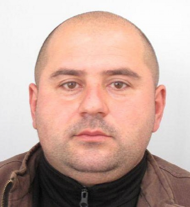 Столичната дирекция на МВР издирва 43 годишният Стоян Георгиев Зайков заподозрян