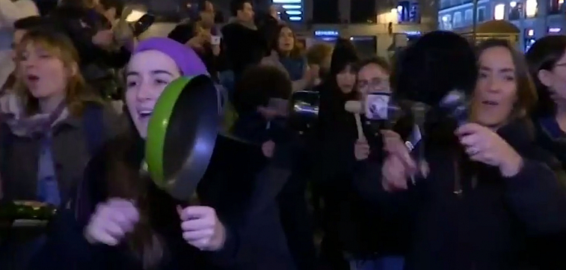 Хиляди жени в Испания стачкуваха днес присъединявайки се към милиони