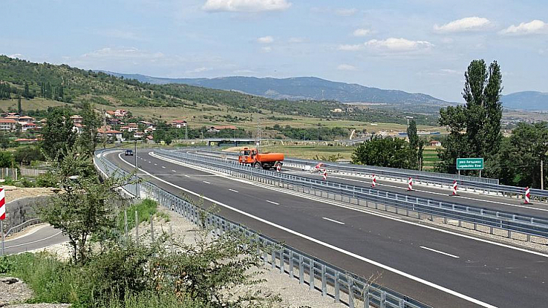 Председателят на Управителния съвет на Агенция Пътна инфраструктура Георги Терзийски