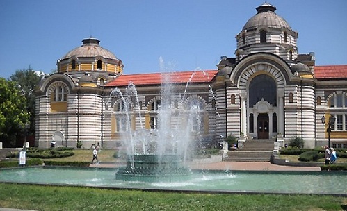 По повод Националния празник на Република България общинските музеи, галерии