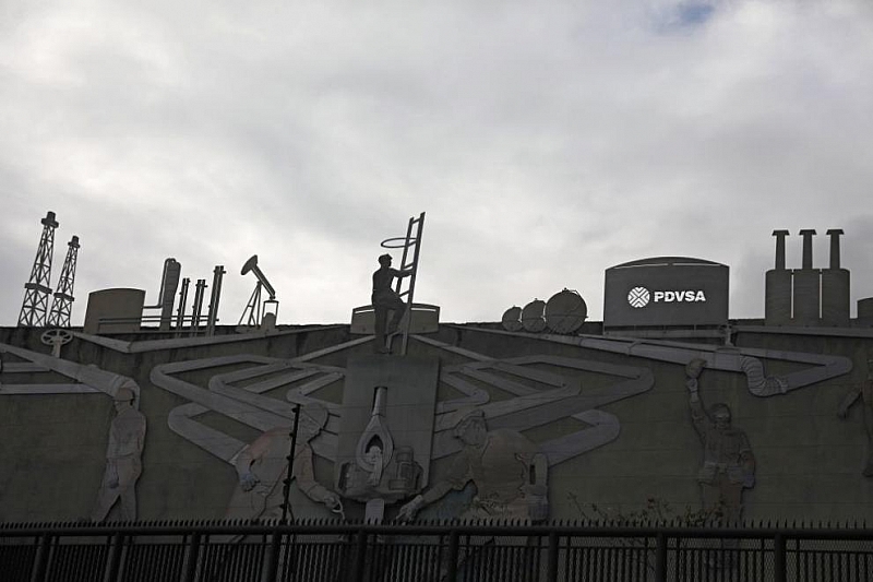 Газпромбанк е замразила сметките на венецуелската петролна компания PDVSA Сметките