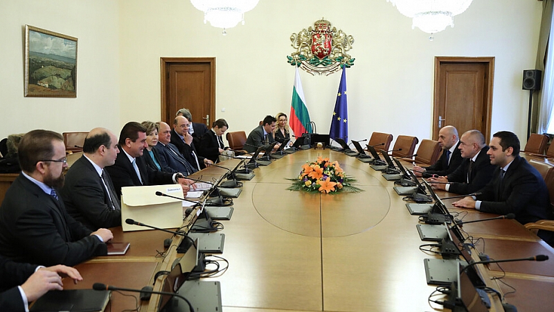 Министър председателят Бойко Борисов провежда среща с представители на Българската петролна