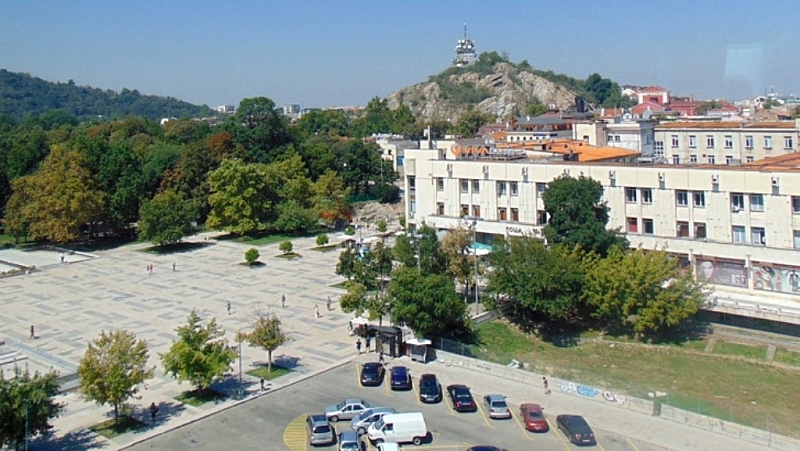 Община Пловдив откупи реституираната част от площад Централен Това се