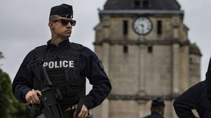 Френската полиция не е задържала издирван джихадист, който планирал атаки