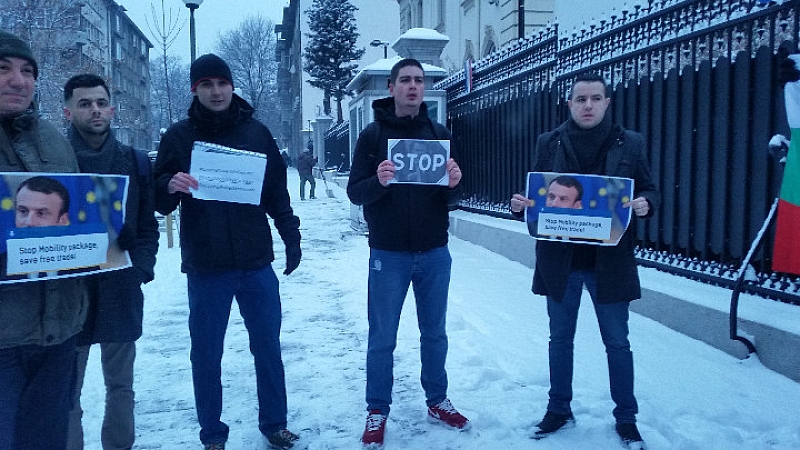 Българските превозвачи протестират пред Европейския парламент в Брюксел срещу текстове