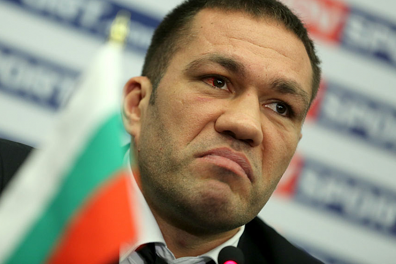 Атлетическата комисия на щата Калифорния наложи наказание на българския боксьор