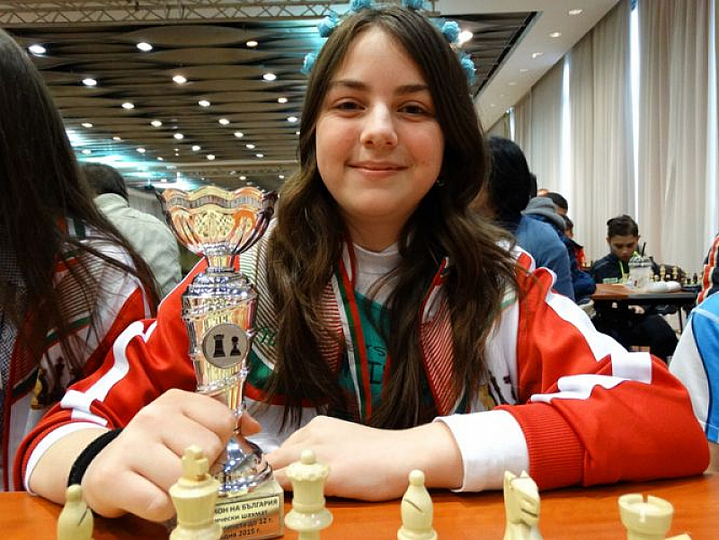 Българско момиче първа в света по шах Това е