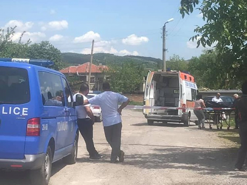 64-годишен мъж от сливенското село Трапоклово е стрелял по жена