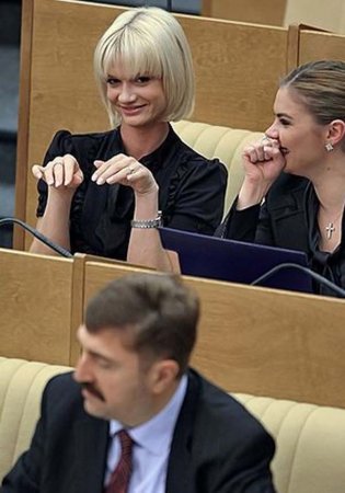 1202380693_horkina_kabaeva_03.jpg