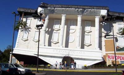 7._wonderworks_pigeon_forge_tennessee_united_states.jpg