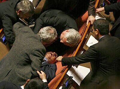 senat_2.jpg