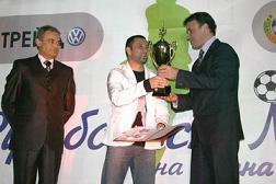 4aspik-alex-alexandrov-varna-n1-player-2007-award.jpg 4aspik-alex-alexandrov-varna-n1-player-2007-award.jpg