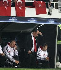benitez-v-besiktas-at-inonu-stadium.jpg