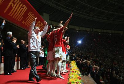 champs-lge-final-14-podium.jpg champs-lge-final-14-podium.jpg