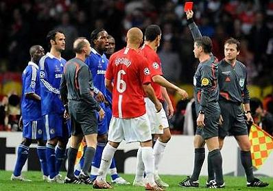 champs-lge-final-6-drogba-off.jpg champs-lge-final-6-drogba-off.jpg