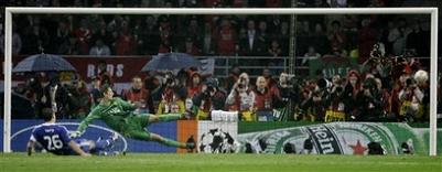 champs-lge-final-9-terry-penalty-miss.jpg champs-lge-final-9-terry-penalty-miss.jpg