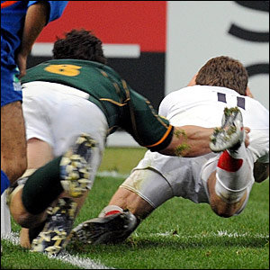 england-mark-cueto-foot-brushed-the-touchline.jpg