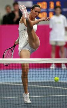 fed-cup-jelena-jankovic-reacts-v-sorana-cirstea-romania.jpg