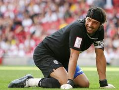 italy-gianluigi-buffon-out.jpg