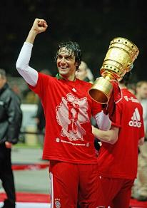 luca-toni-cup-winner.jpg
