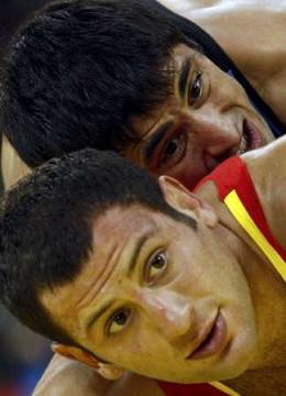 olympics-grwrestling-nikolay-gergov-armen-vardanyan.jpg