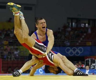 olympics-grwrestling-yanakiev-mikhalovich.jpg