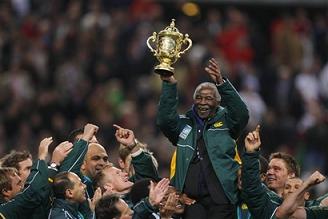 southafr-president-thabo-mbeki-carried-by-players.jpg